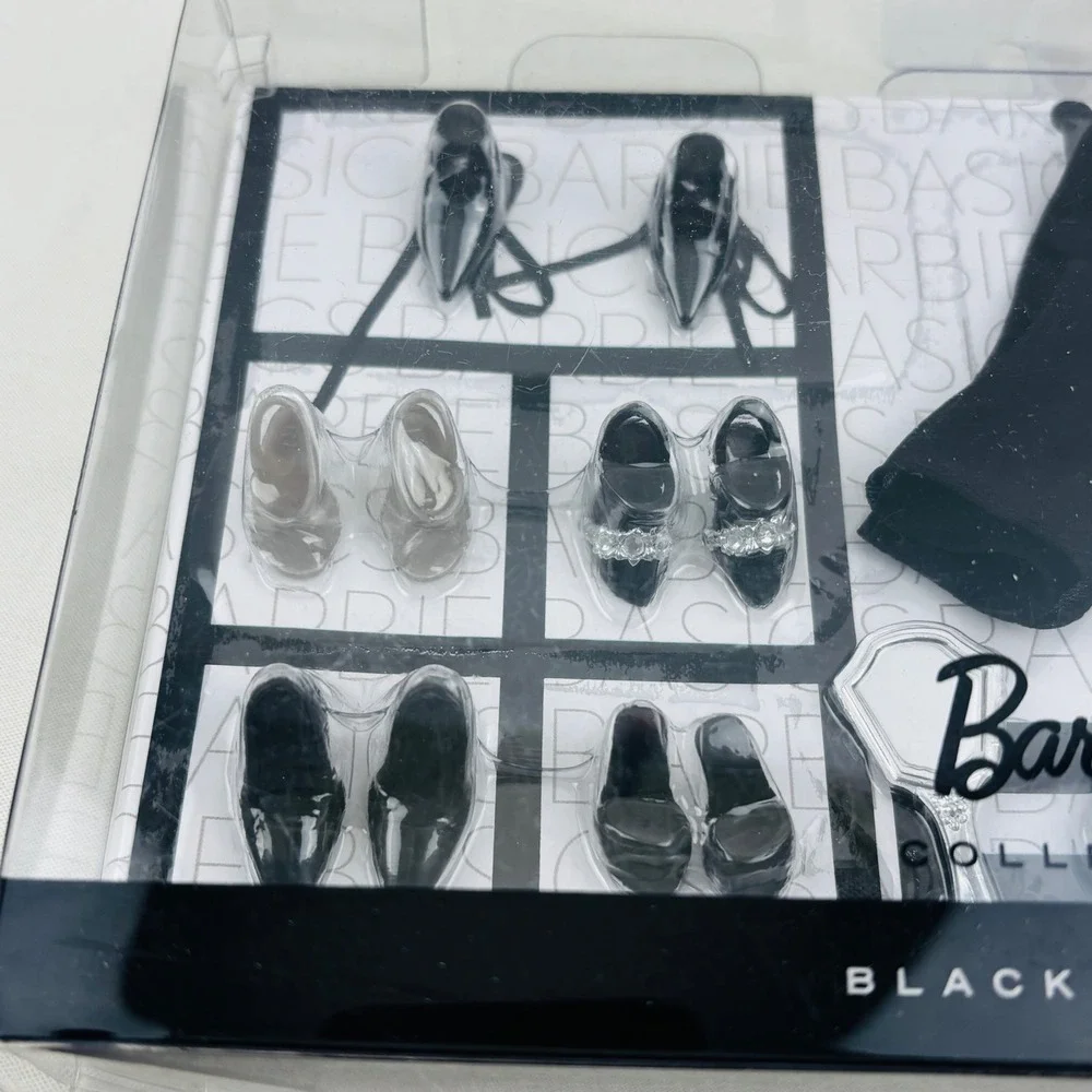 Barbie Basics Accessory Pack Look No 04 Collection 001 Black Label 2009 R9931